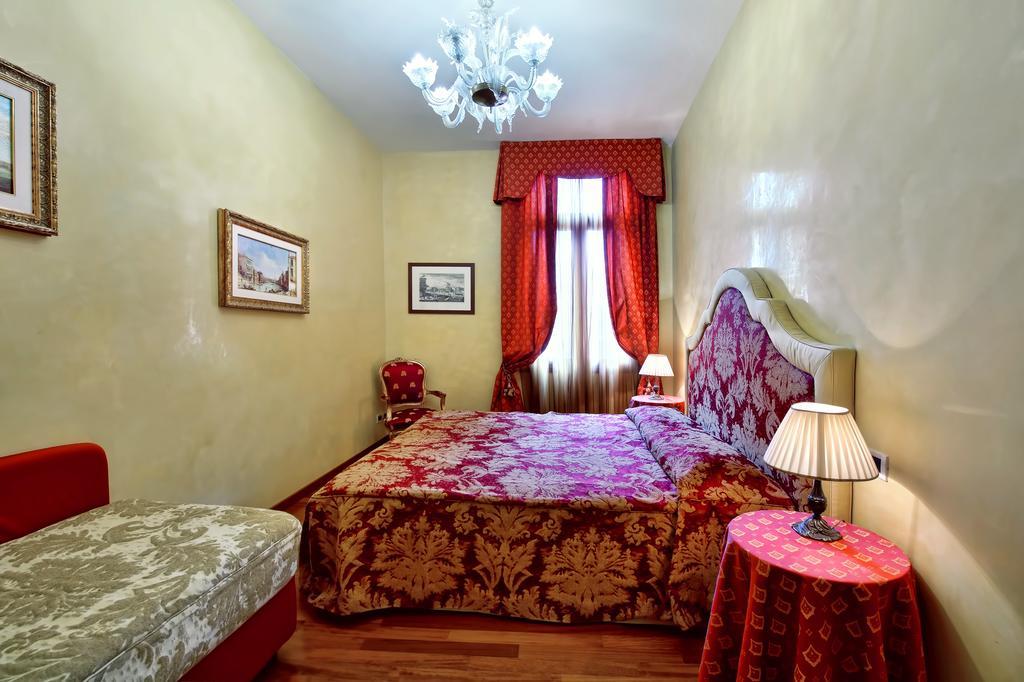 Residence Odoni Венеция Номер фото